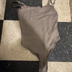 A lettuse-edge bodysuit!